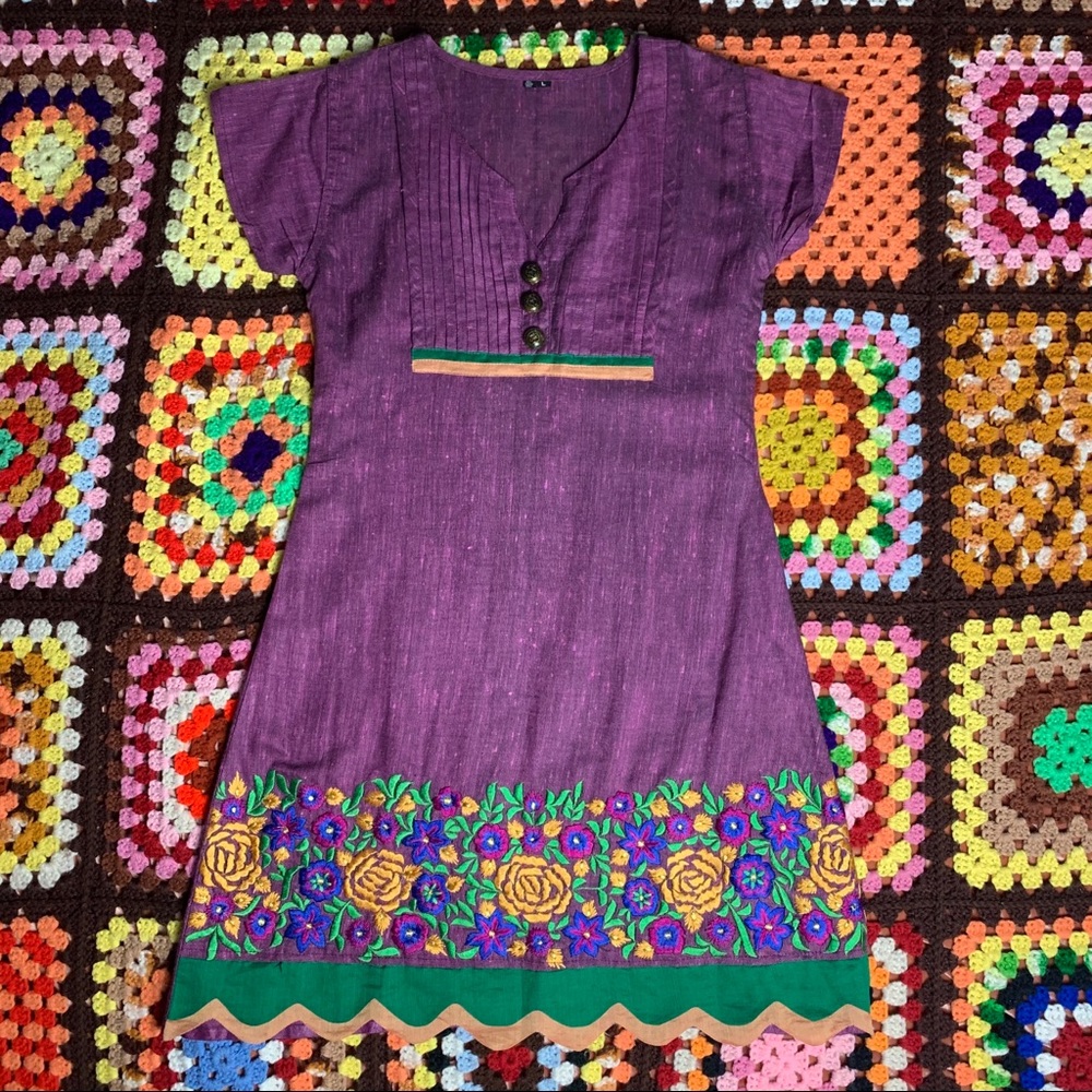 Vintage Embroidered Floral MIDI Dress